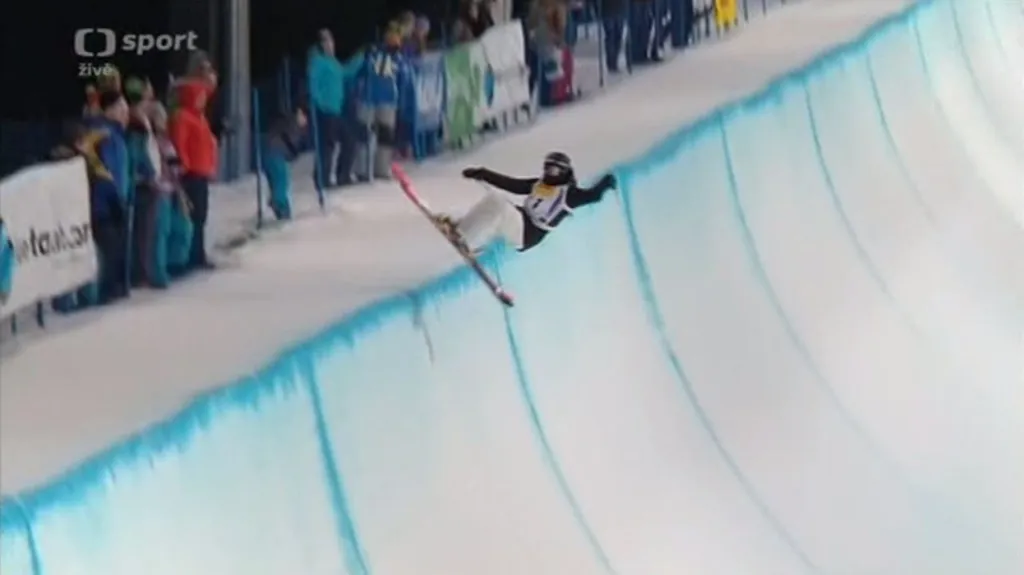 Kvalifikaci závodu na U-rampě ovládli Faivreová a Smaine