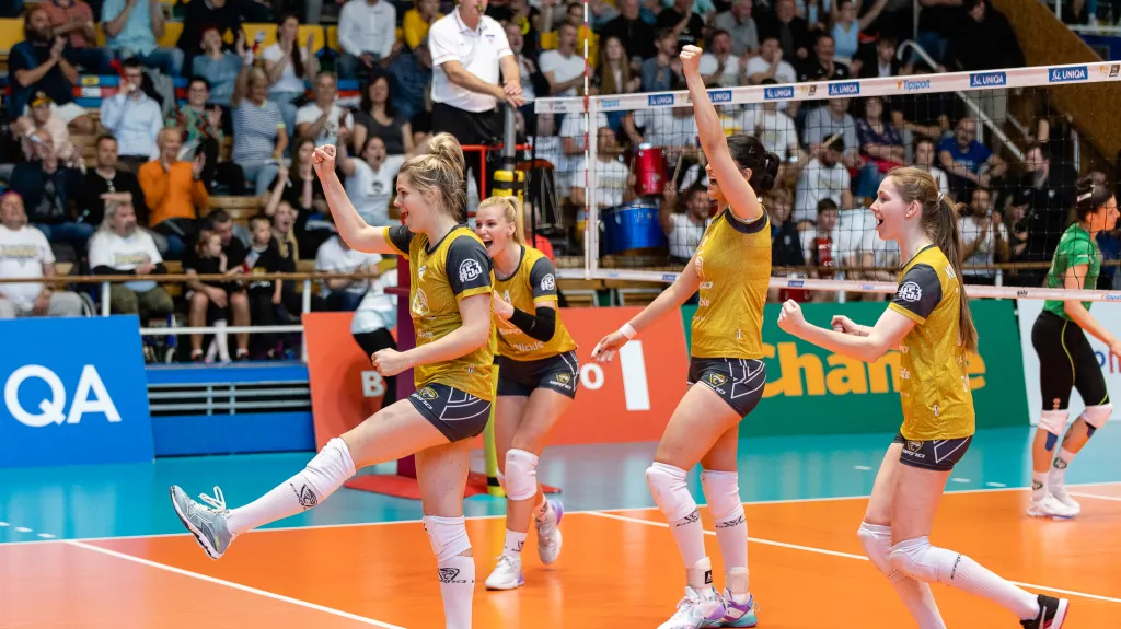 Volejbalistky Šelem Brno v euforii