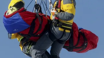 Nicole Hospová odlétá