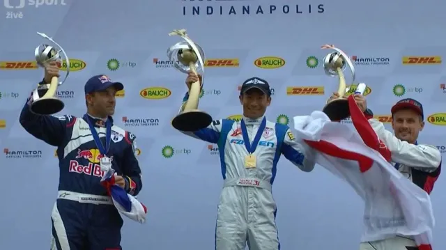 Závěrečný medailový ceremoniál se stříbrným Šonkou