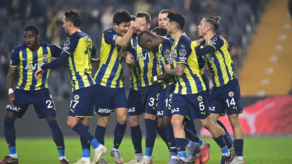 Radost fotbalistů Fenerbahce