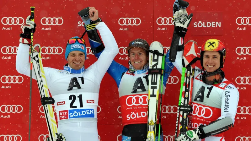 Stupně vítězů po obřím slalomu v Söldenu