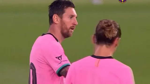 Messi už zase dává góly za Barcelonu