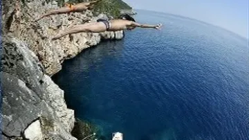 Cliffdiving