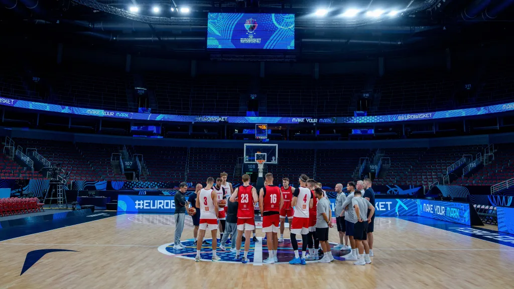 Čeští basketbalisté v rižské aréně