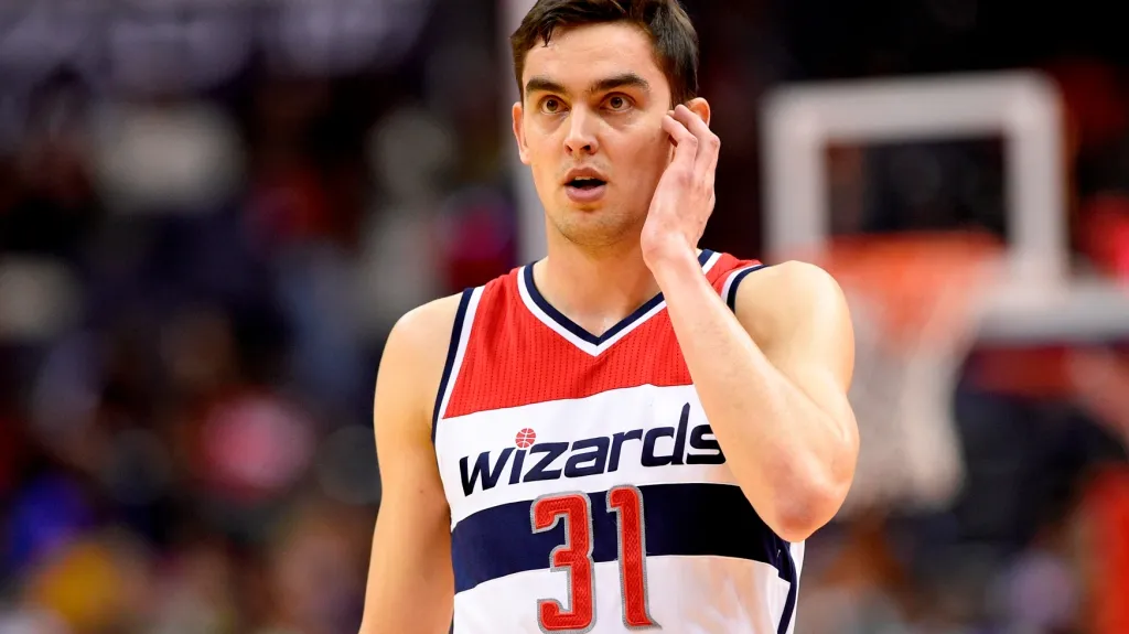 Tomáš Satoranský v dresu Washingtonu