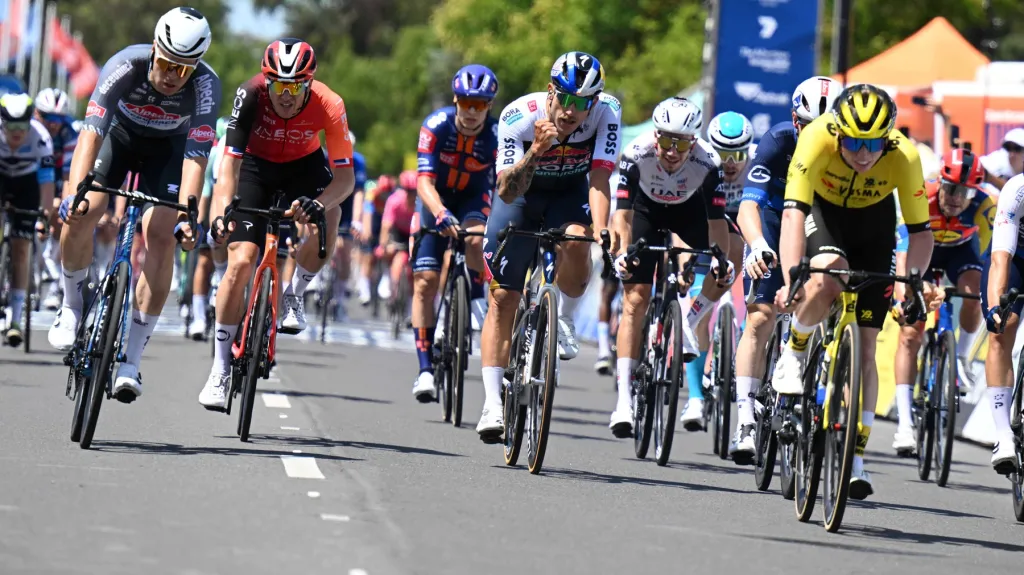 Sam Welsford (uprostřed)