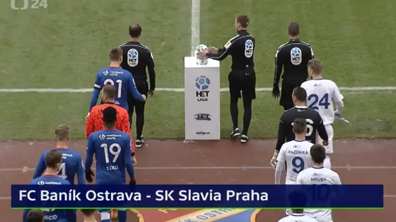 Slavia v pětigólové přestřelce zdolala v přípravě Baník