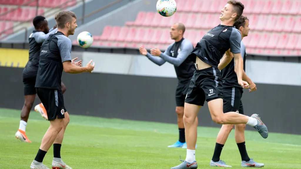 Trénink fotbalistů Sparty