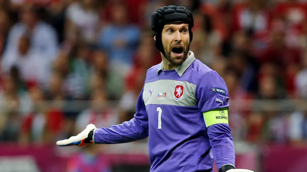 Petr Čech v zápase s Portugalskem