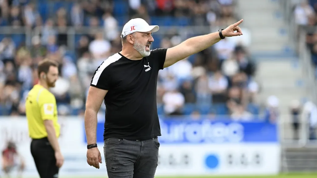 Trenér Slavie Jindřich Trpišovský