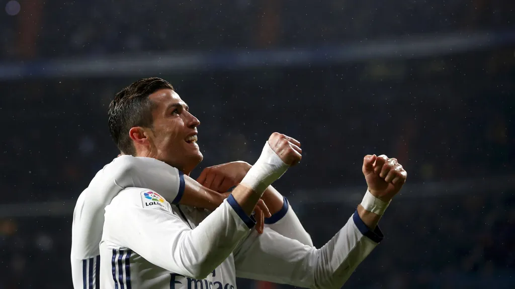 Slavící Cristiano Ronaldo