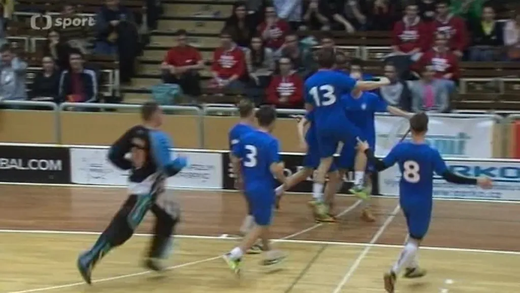 Brněnské florbalové univerzitní derby ovládla Masarykova univerzita