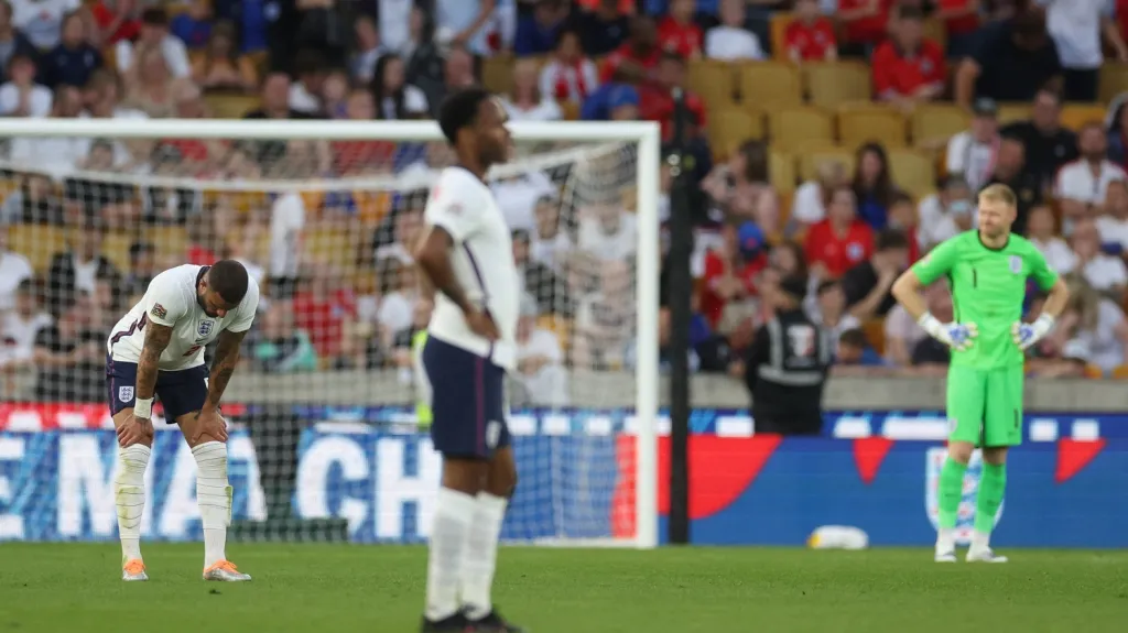 Zklamaní fotbalisté Anglie