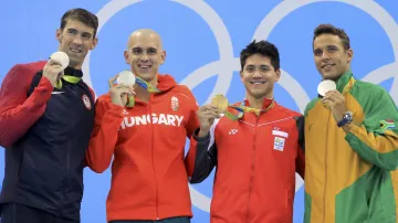 Medailisté motýlkářské stovky