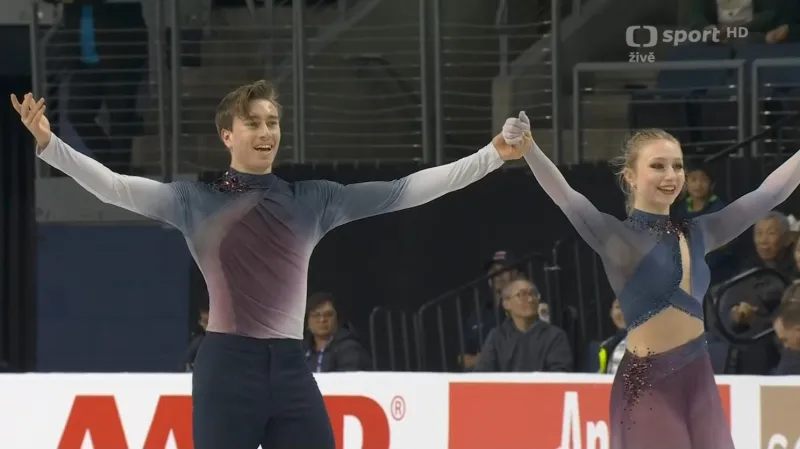 Volný tanec sourozenců Mrázkových na Americké brusli