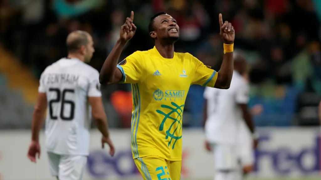 Patrick Twumasi se raduje z gólu Astany