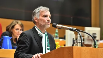 Ivan Trojan na jednání města Prahy o budoucnosti Ďolíčku