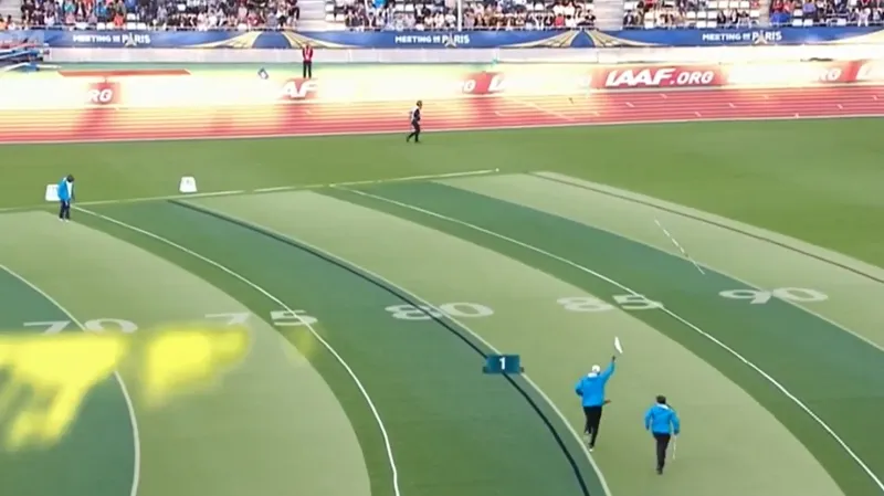 Vadlejch v Paříži vyrovnal osobní rekord, tyčkařům se nedařilo