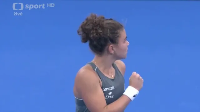 Paoliniová ve Wu-chanu postoupila do čtvrtfinále