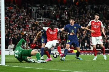 Arsenalu stačil v odvetě jediný gól. Kanonýrům vystřelil finále Ligy mistrů Saka