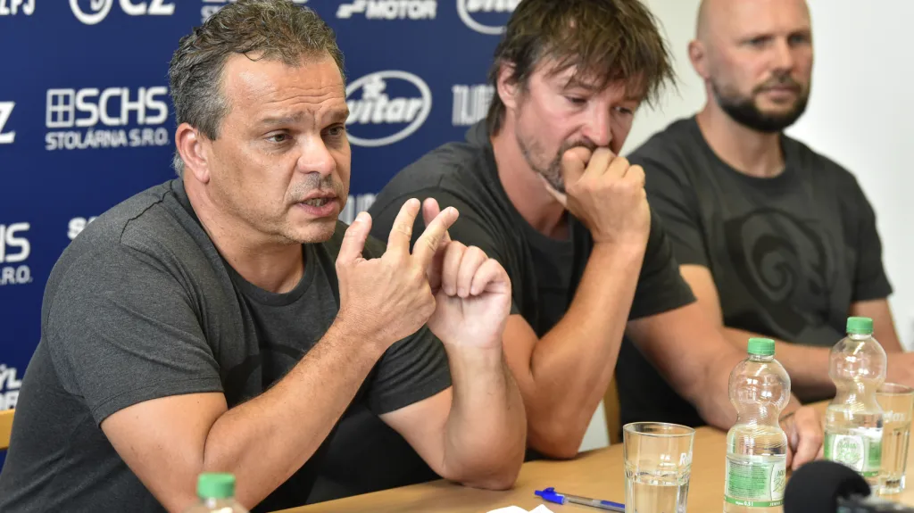 Vedení hokejového Zlína, zleva Tomáš Valášek, Petr Čajánek a Petr Leška