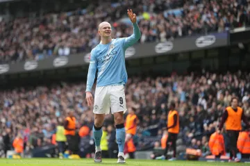 Erling Haaland v utkání proti Liverpoolu