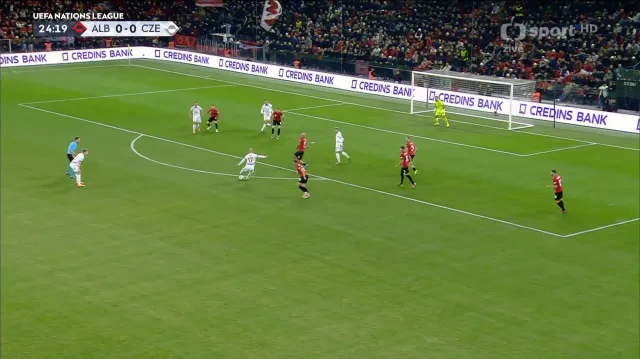 Střely z dálky ze strany českého týmu v utkání proti Albánii