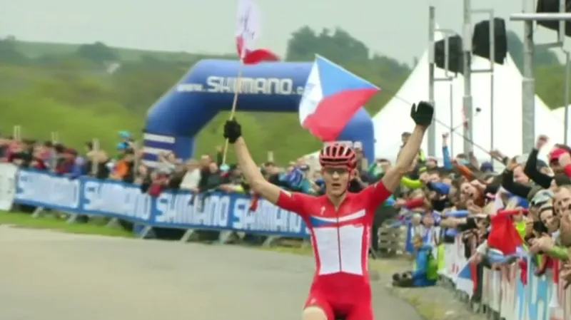 Kulhavý zůstává u Specialized