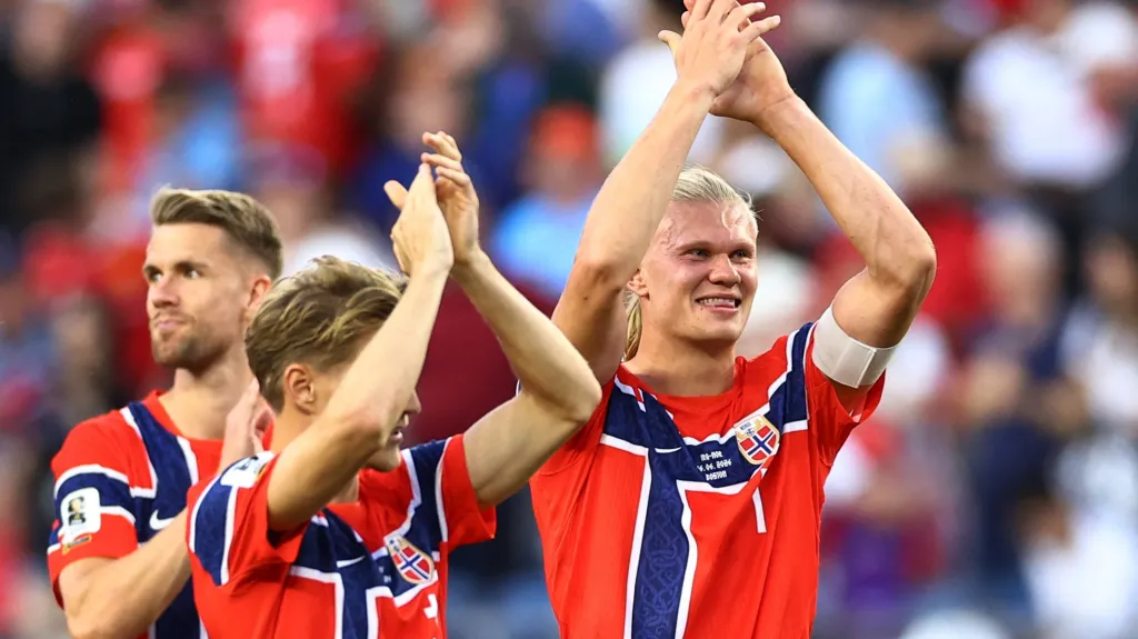 Erling Haaland slaví norskou výhru