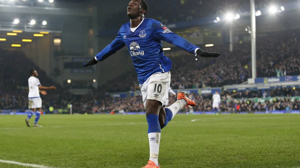 Romelu Lukaku se raduje z gólu