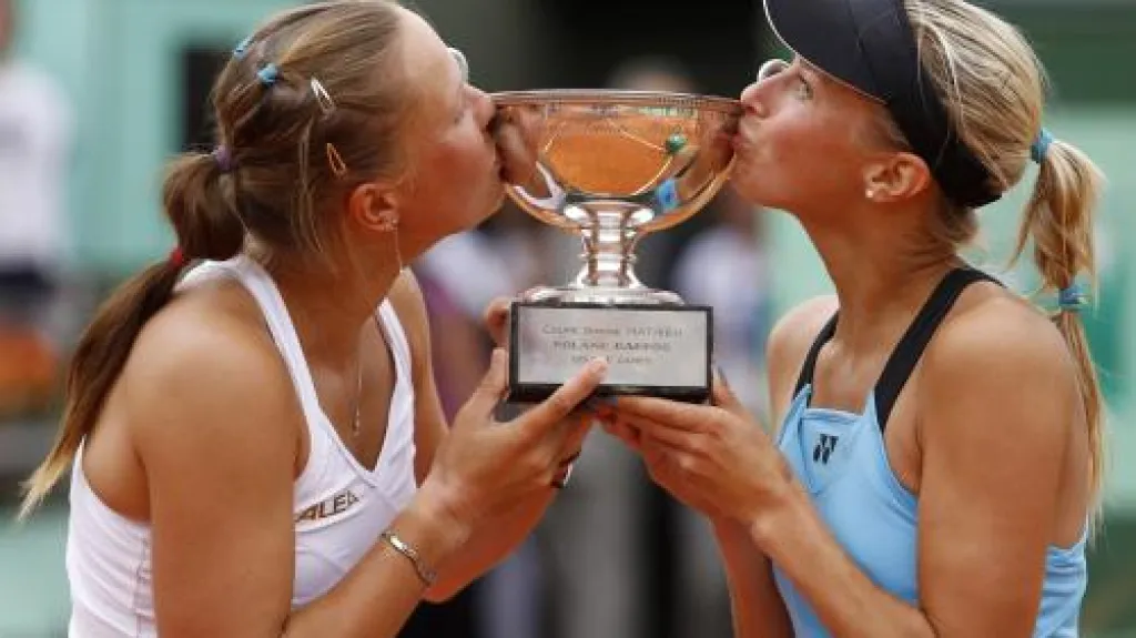 Andrea Hlaváčková a Lucie Hradecká