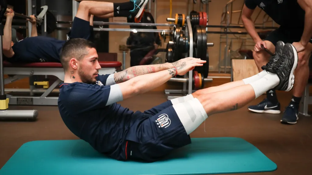 Nicolae Stanciu na tréninku