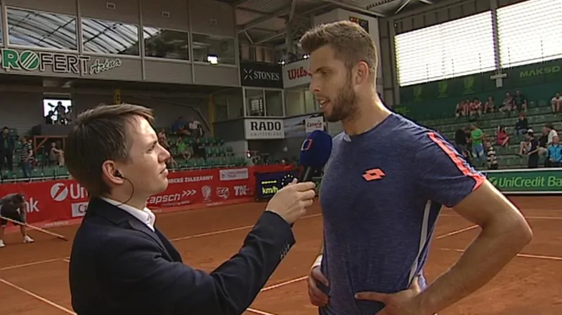 Ve čtvrtfinále prostějovského challengeru jsou tři Češi