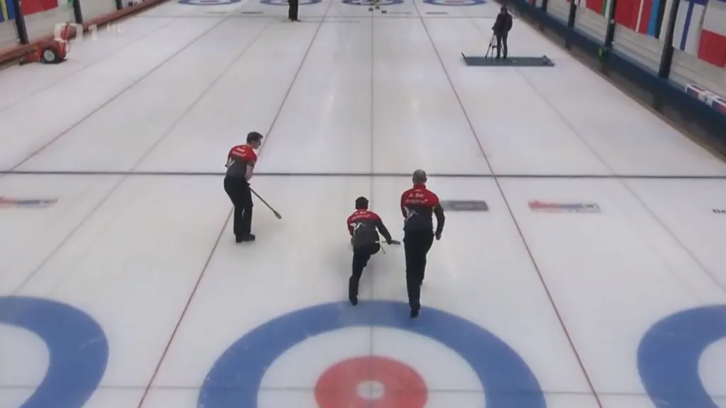 Curlingový šampion ještě znám není