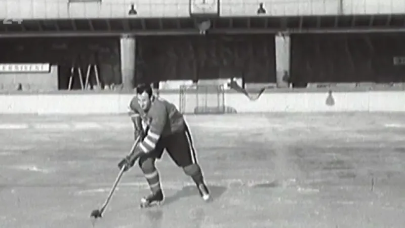 Legendární hokejista Zábrodský slaví 95. narozeniny