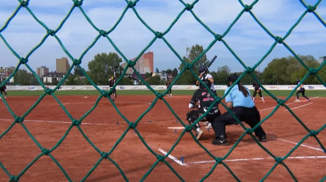 České softbalistky si poradily s Rakušankami 10:2