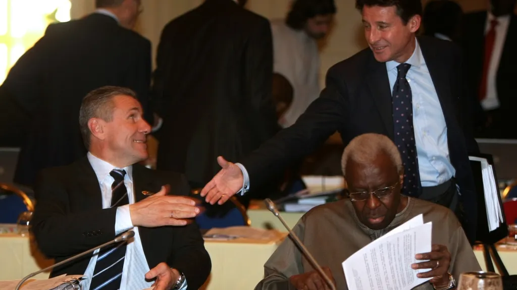 Sergej Bubka, Lamine Diack a Sebastian Coe