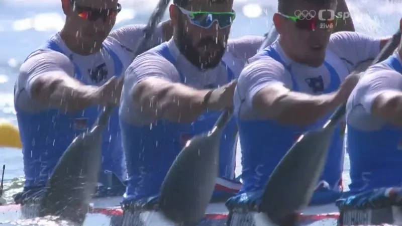 Vítězná rozjížďka v podání českého čtyřkajaku