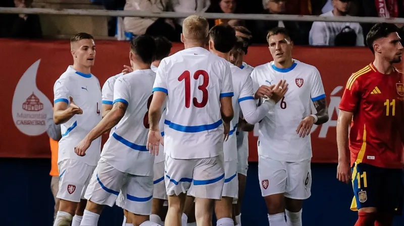 Sestřih utkání Španělsko 21 – Česko 21