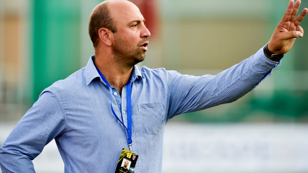 Trenér Dukly Praha Pavel Drsek