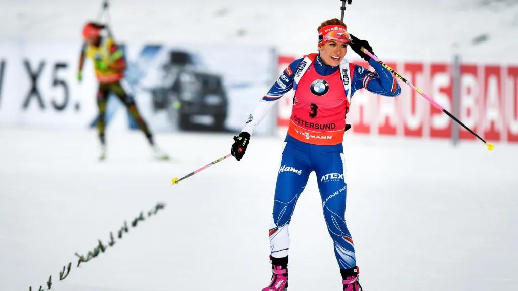 Slavící Gabriela Koukalová