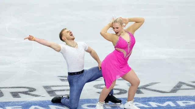 Rytmický tanec Natálie a Filipa Taschlerových na ME