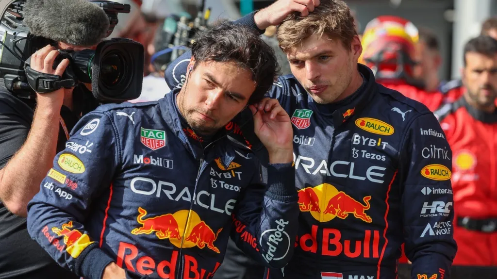 Sergio Pérez a Max Verstappen