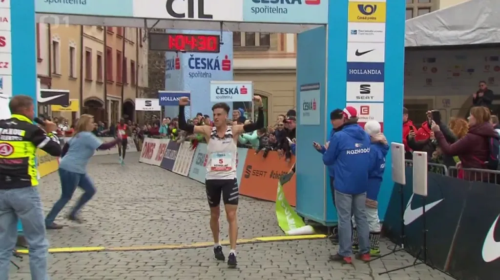 Homoláč obhájil v Pardubicích titul v půlmaratonu
