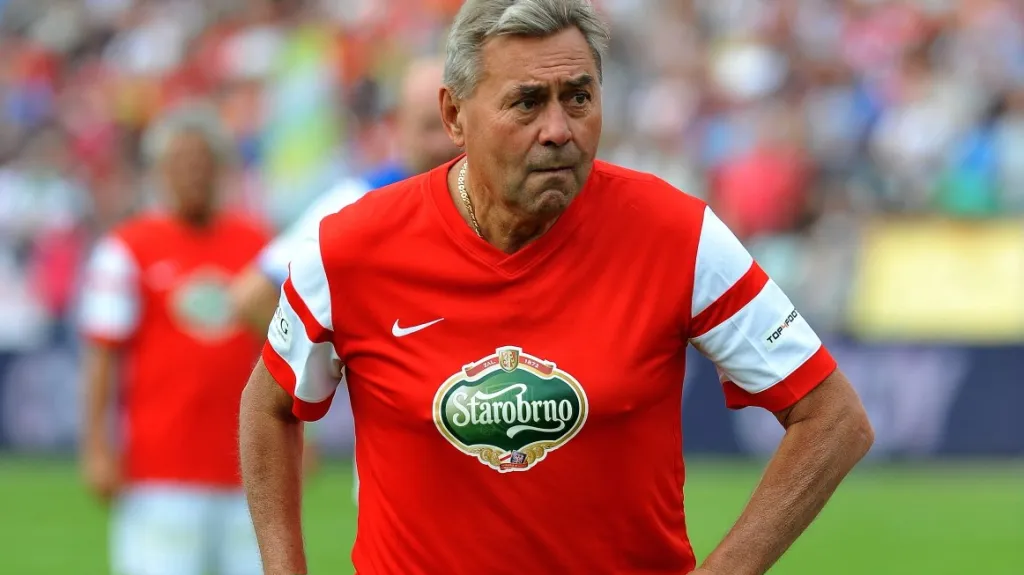 Karel Kroupa při rozlučce Petra Švancary v roce 2015