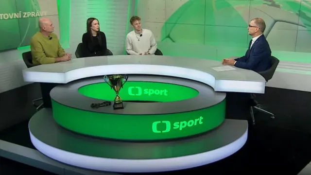 Roman a Maxim Kolbovi a Vendula Baštová o akrobatické rokenrolu