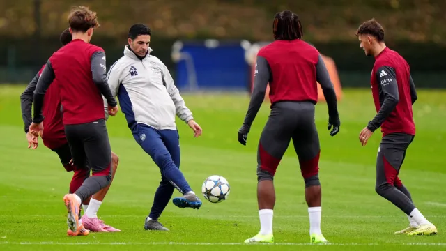 Arteta by se rád setkal s Rosickým