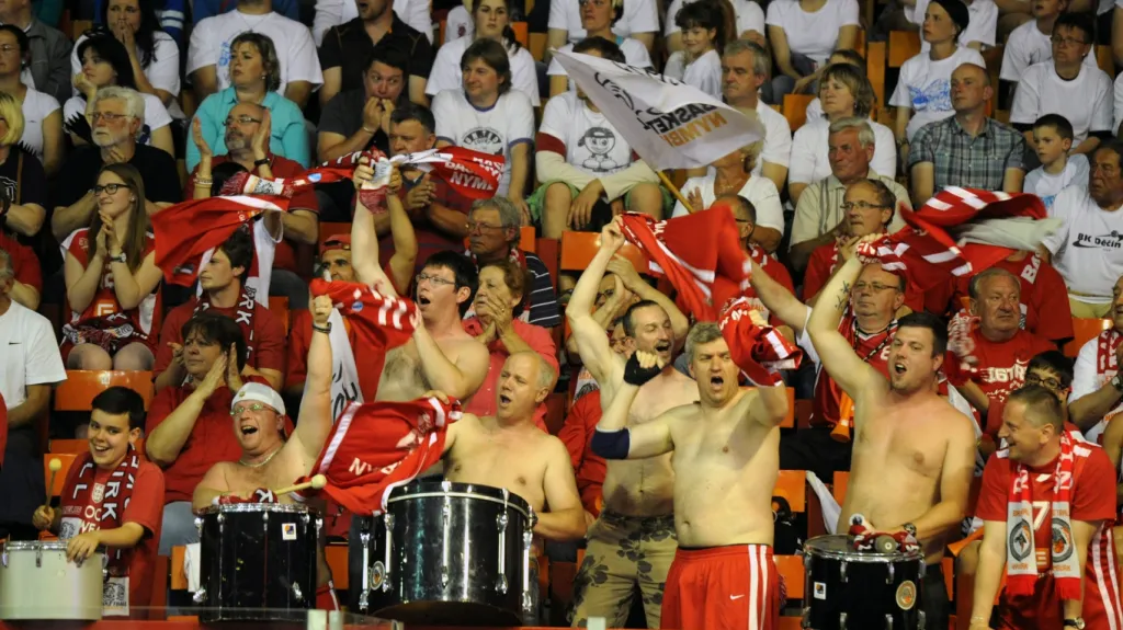 Fanoušci Děčína v NBL