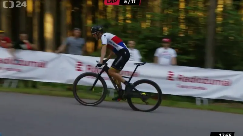 Kulhavý kvůli defektu odstoupil, zvítězil Gaze